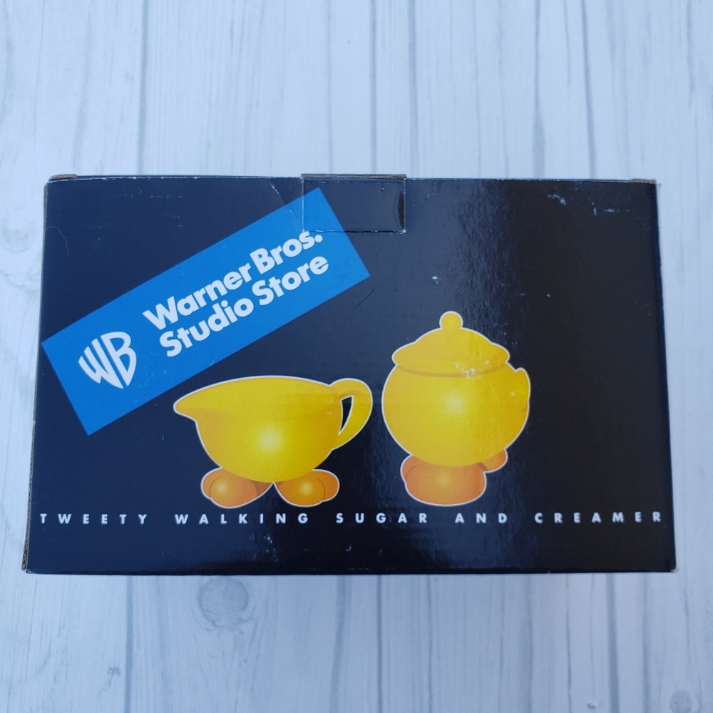 Vintage Tweety Bird Walking Sugar Bowl and Creamer Set Warner Bros